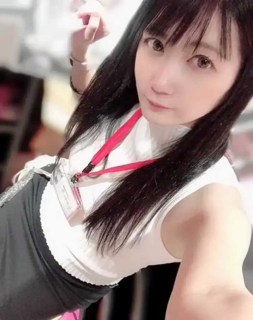 泡香ましろ（あわか ましろ）｜セクシーインフルエンサー／モデル／生中野女子（ナマジョ。）｜HANAYA PROJECT所属