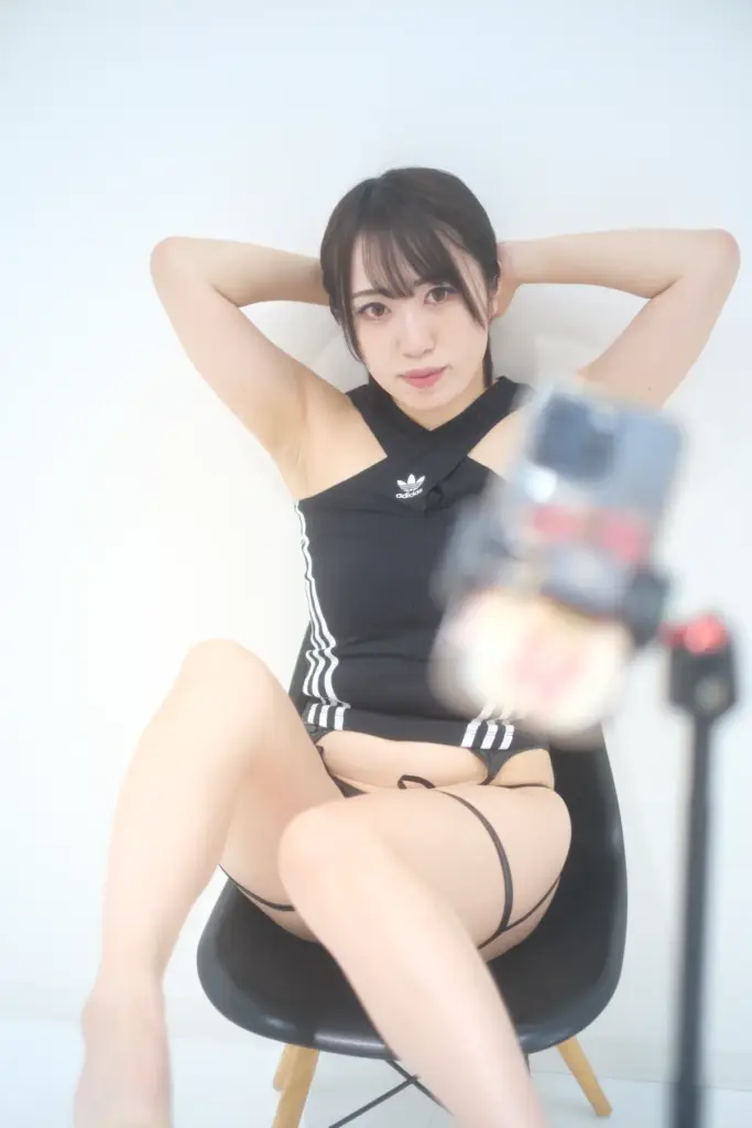 美波亜美（みなみ あみ）｜セクシーインフルエンサー／モデル／生中野女子（ナマジョ。）｜HANAYA PROJECT所属