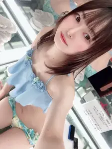 御調みつ(みつぎ みつ)|セクシーインフルエンサー/モデル/生中野女子(ナマジョ。)|HANAYA PROJECT所属