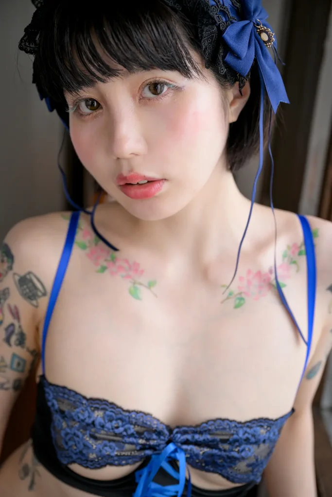 餅月かなで（もちづき かなで）｜セクシーインフルエンサー／モデル｜HANAYA PROJECT所属